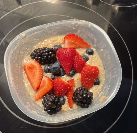 Photo of Vickie's berries and oatmeal